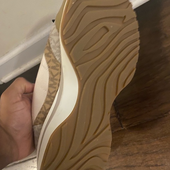 Michael Khore Sneakers Size 9 - Picture 6 of 12